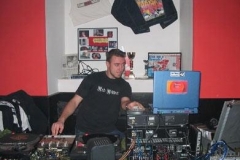 melounge_2_22_20070223_1146271553