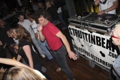 molewest_140510-37