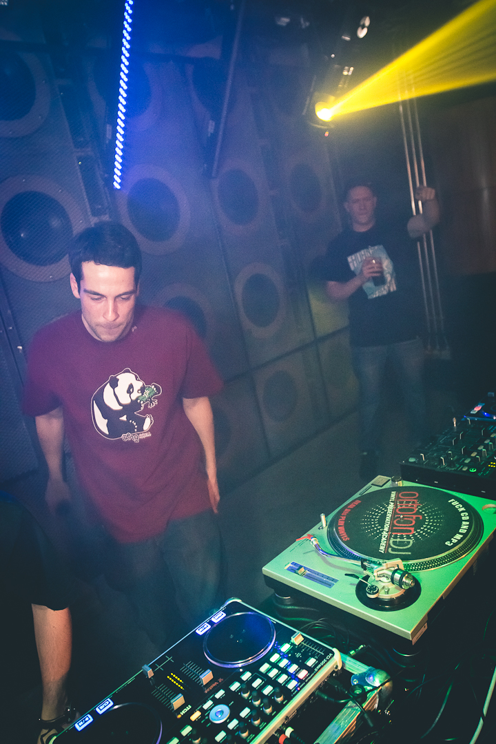 02_02_2013_WILD_OUT32_DI_GERMAN_CONNECTION_STING_LIKE_A_BEE_MG_8930