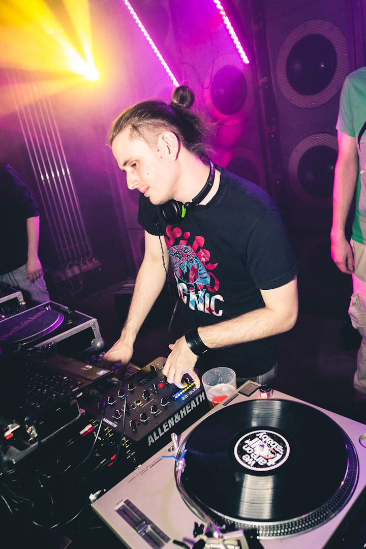15_03_2013_StruttinBeats_presents_SOL_SHAKE_2_ft._HANS FORWARD_MG_0089
