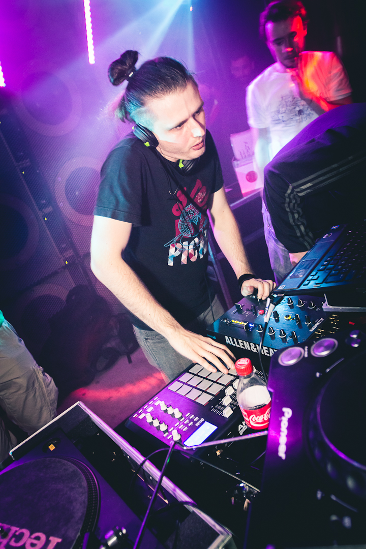 15_03_2013_StruttinBeats_presents_SOL_SHAKE_2_ft._HANS FORWARD_MG_0103