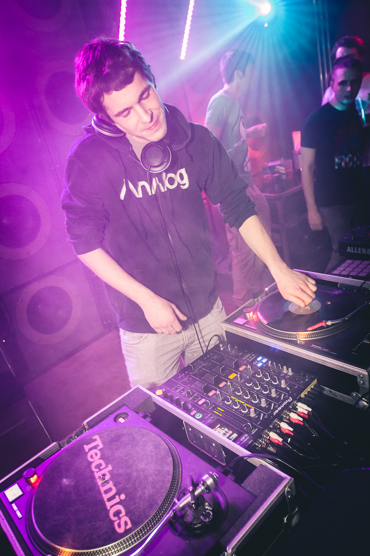 15_03_2013_StruttinBeats_presents_SOL_SHAKE_2_ft._HANS FORWARD_MG_0107