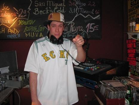 fresh_andy_vs_muva_pt_i_147_20070220_1815413113