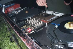 beats_deluxe_3_27_20070216_1079584992