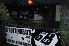 beats_deluxe_3_44_20070216_1964350112